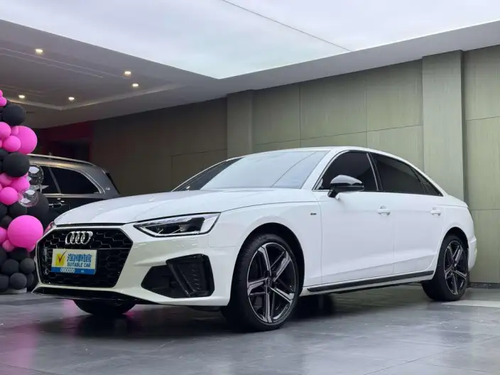 Audi A4 L 2023 Model 40 TFSI Luxury Dynamic Model