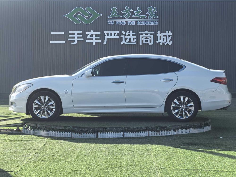 Infiniti Q70 2017 модификация Q70L 2.5L Yuexiang Edition