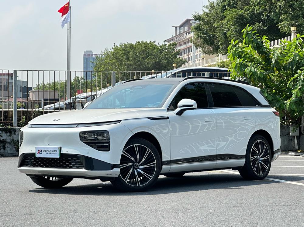 XPeng G9 Модель 2022 года 650 Performance version Max