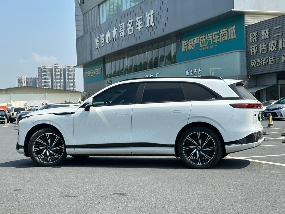 XPeng G9 Модель 2022 года 650 Performance version Max