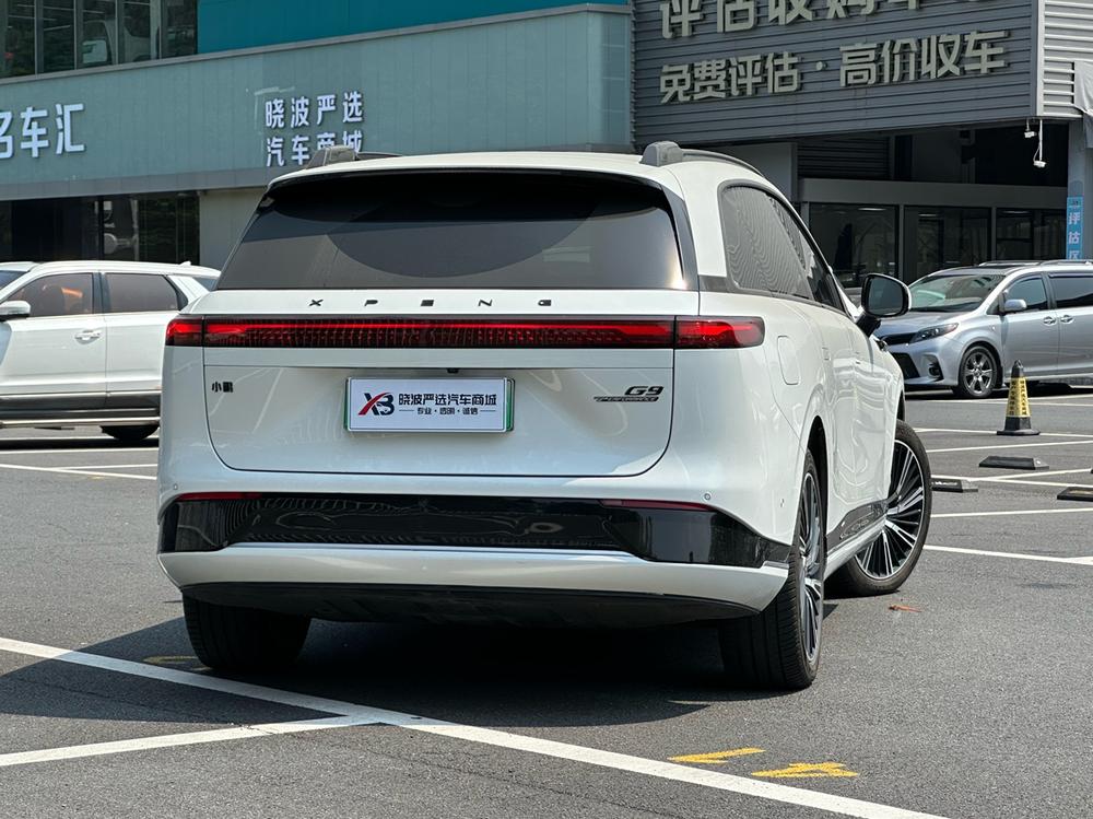 XPeng G9 Модель 2022 года 650 Performance version Max