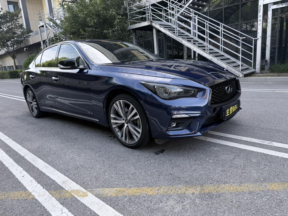 Infiniti Q50L 2018 2.0T Comfort China V I