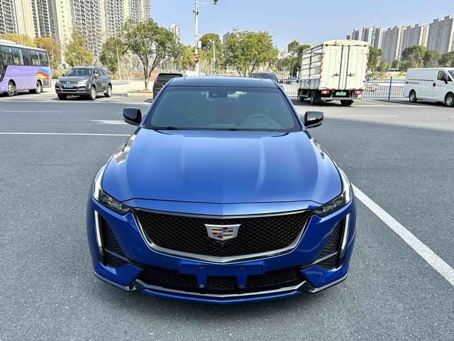 Cadillac C T5 Модель 2020 года комплектация 28T Platinum Sport Sport – фото 2