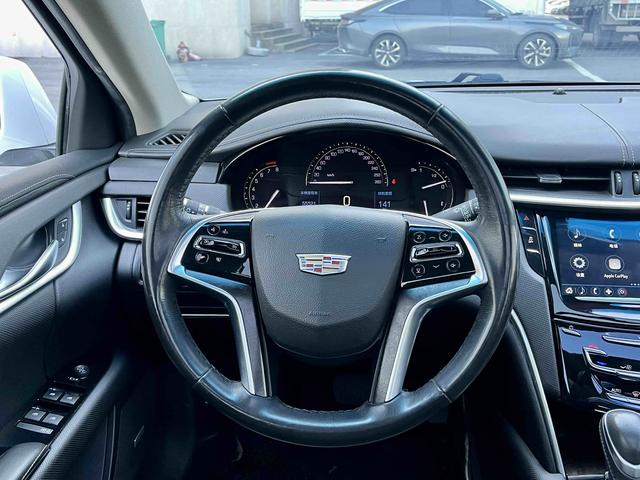 Cadillac XTS 2018 28T Technology – фото 16