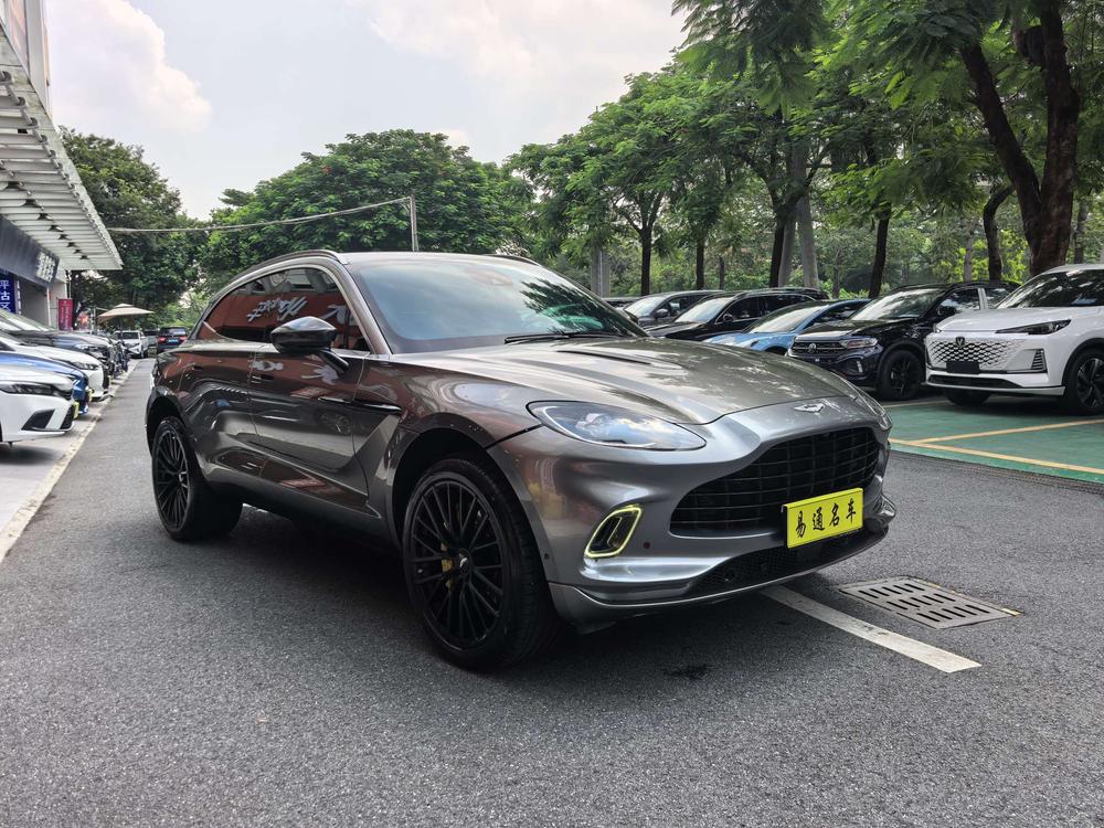 Aston Martin DBX 2021 4.0T V8 Silk Road