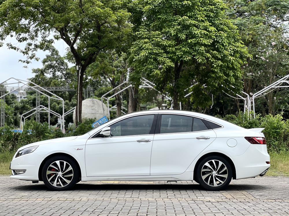 BESTUNE B70 2014 модификация 1.8T автоматическое Спорт Exclusive
