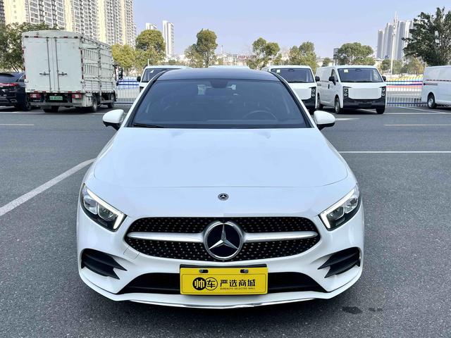 Mercedes-Benz A-class Модель 2022 года комплектация A 200 L Sports sedan Fashion Edition – фото 2