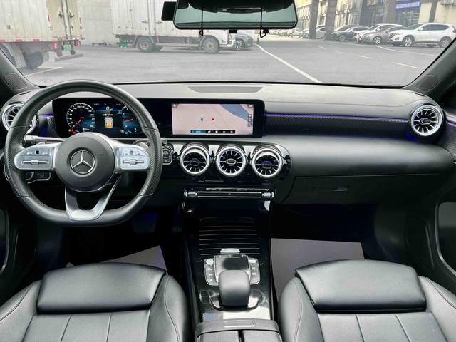 Mercedes-Benz A-class Модель 2022 года комплектация A 200 L Sports sedan Fashion Edition – фото 13