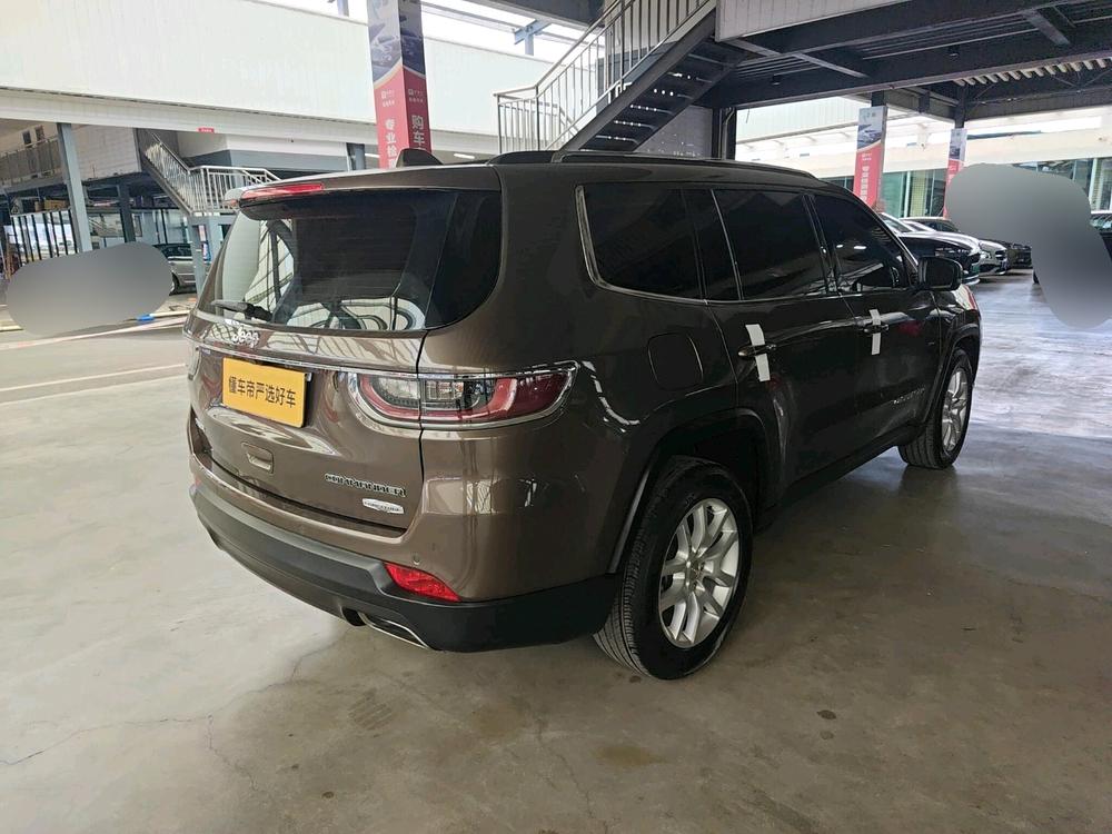 Commander Модель 2018 года 2.0T 2WD Advance Edition National V