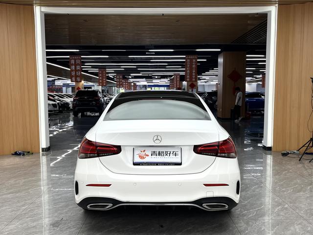 Mercedes-Benz A-class 2022 A 180 L – фото 5