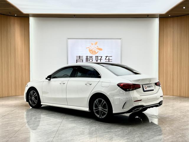 Mercedes-Benz A-class 2022 A 180 L – фото 6
