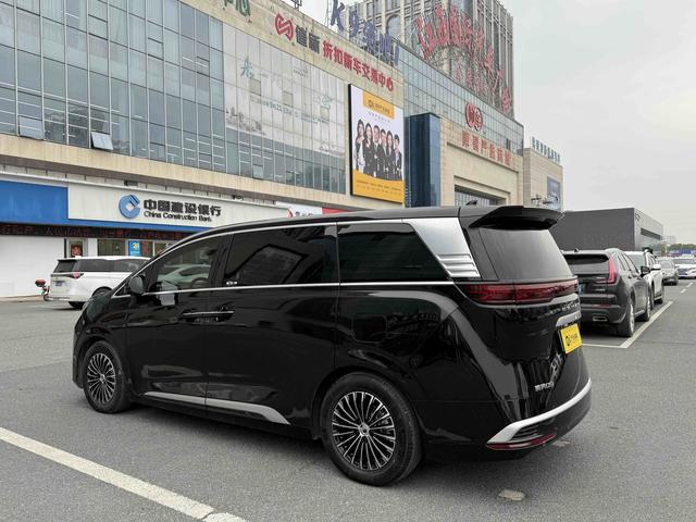 Denza D9 DM 2024 980 AWD Flagship – фото 4