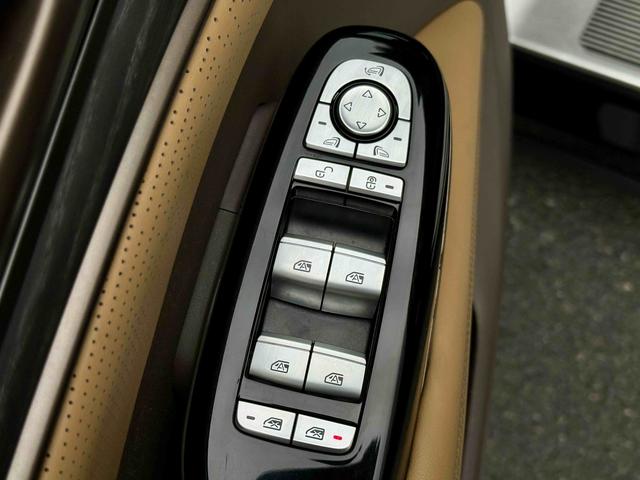Denza D9 DM 2024 980 AWD Flagship – фото 5