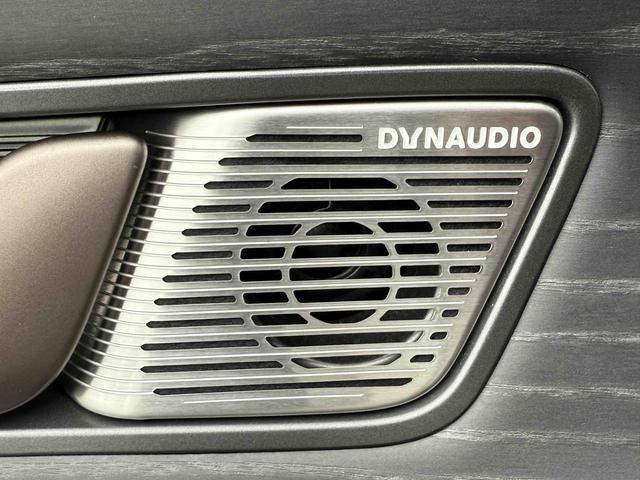 Denza D9 DM 2024 980 AWD Flagship – фото 23