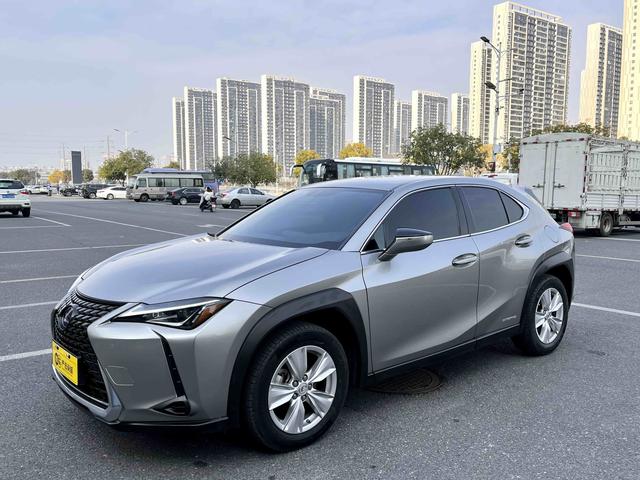 Lexus UX Модель 2020 года 260h Tan · Cool Edition Country VI – фото 1