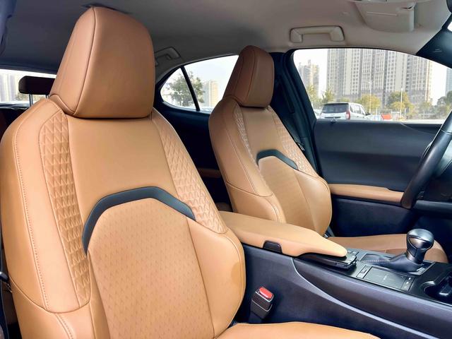 Lexus UX Модель 2020 года 260h Tan · Cool Edition Country VI – фото 12