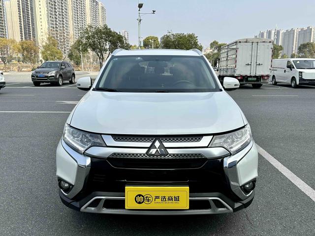 Mitsubishi Outlander 2019 2.0L 2WD Enjoy 5-seat China VI – фото 2