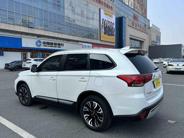 Mitsubishi Outlander 2019 2.0L 2WD Enjoy 5-seat China VI – фото 4