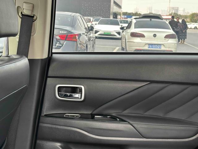 Mitsubishi Outlander 2019 2.0L 2WD Enjoy 5-seat China VI – фото 18