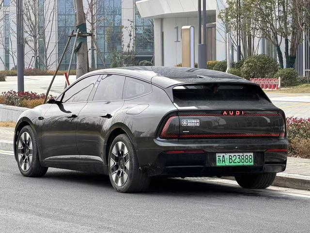 AUDI E5 Sportback 2026 модификация Pioneer type – фото 12