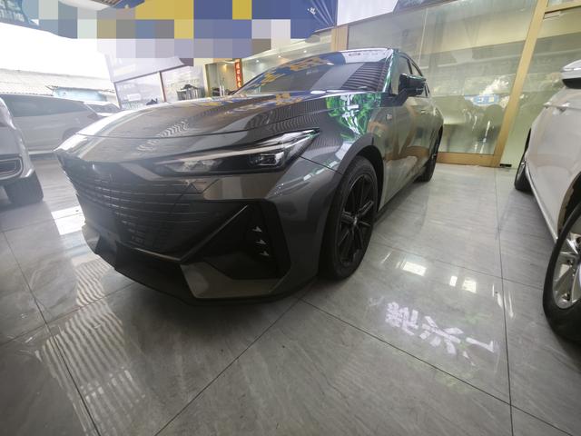 Changan UNI-V iDD 2023 iDD 113km Smart Cool – фото 1