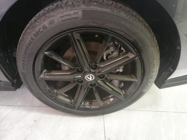 Changan UNI-V iDD 2023 iDD 113km Smart Cool – фото 13