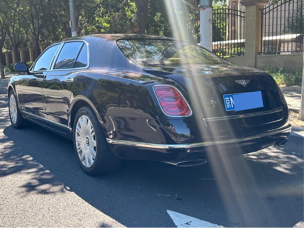 Mulsanne 2015 модификация 6.8T Haoji изящество Edition