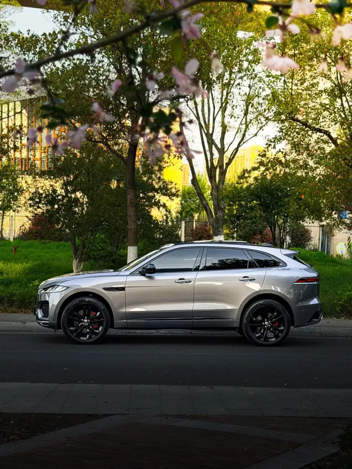 Jaguar F-PACE 2024 P400 Sport