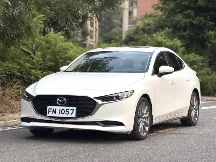 Mazda3 Axela 2021 Model 2.0L Automatic Zhi Shine Edition