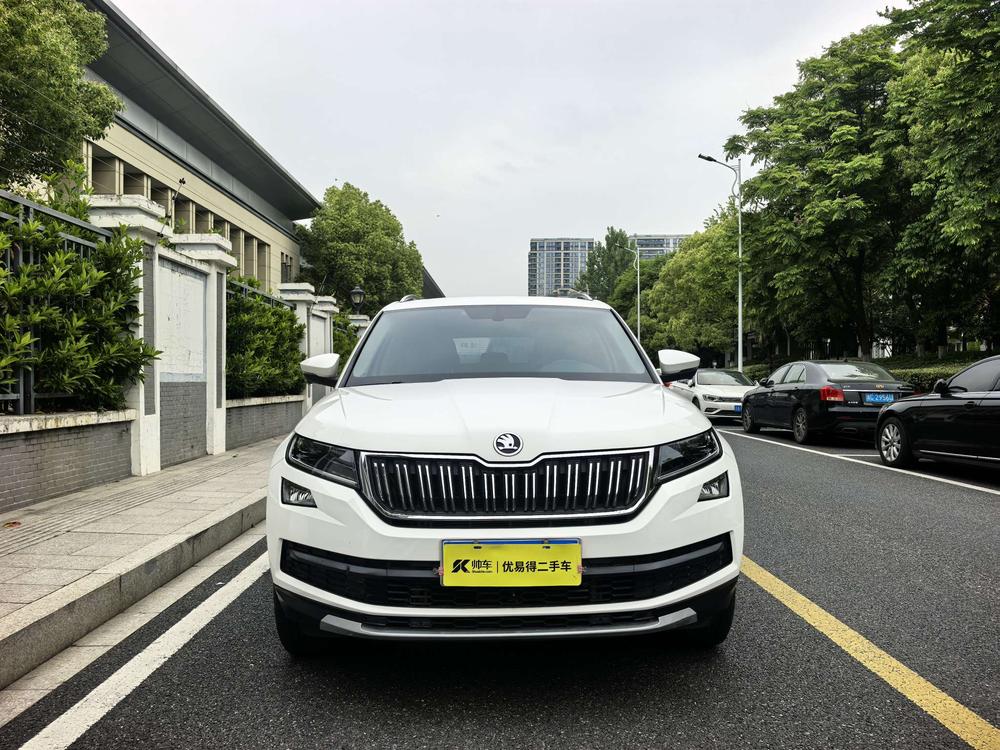 Skoda Kodiaq Модель 2018 года комплектация TSI330 7 seat 2WD Luxury Premium Edition