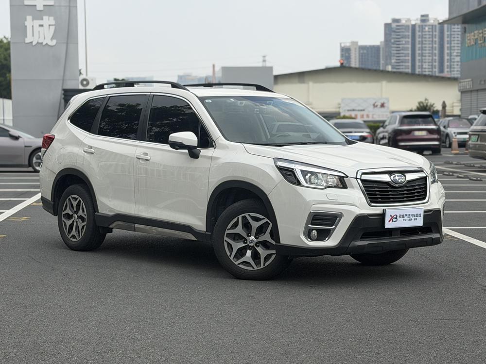 Subaru Forester 2021 2.0i Luxury EyeSight