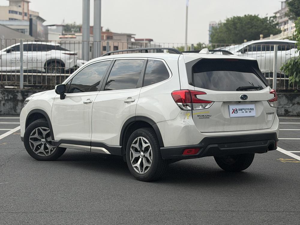 Subaru Forester 2021 2.0i Luxury EyeSight