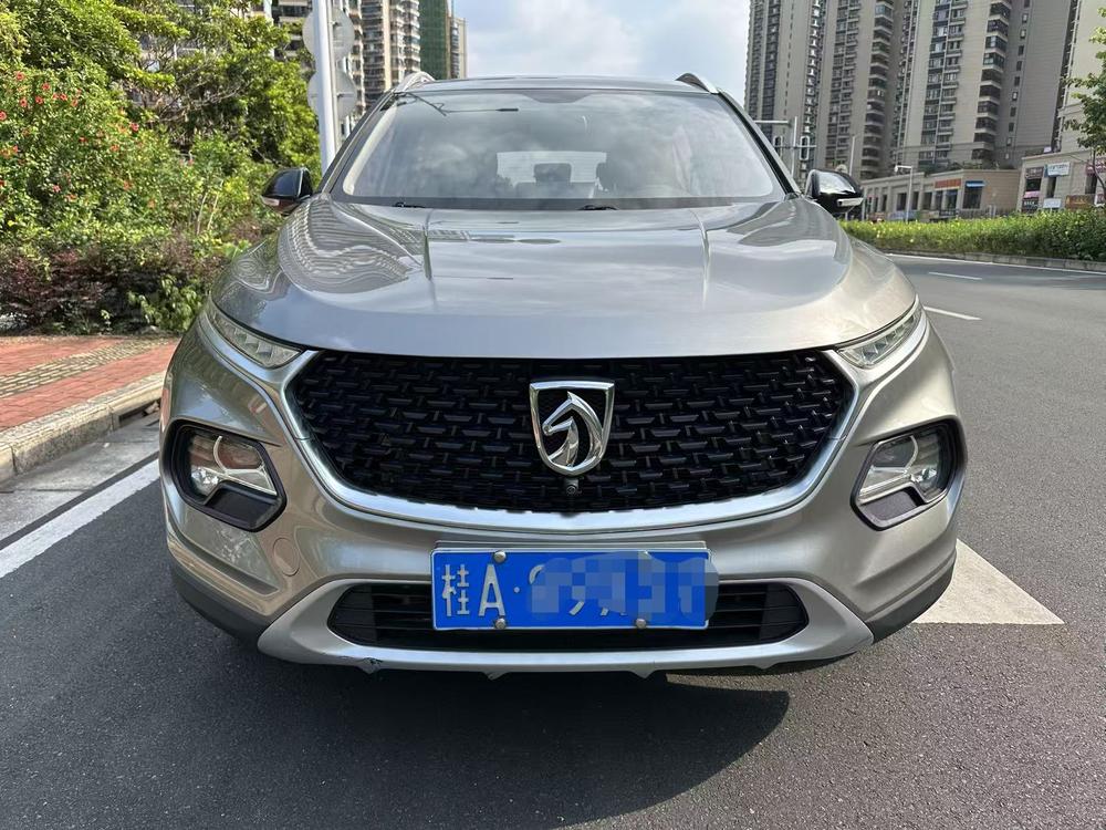 Baojun 510 Модель 2019 года 1.5L автоматическое Exclusive National V