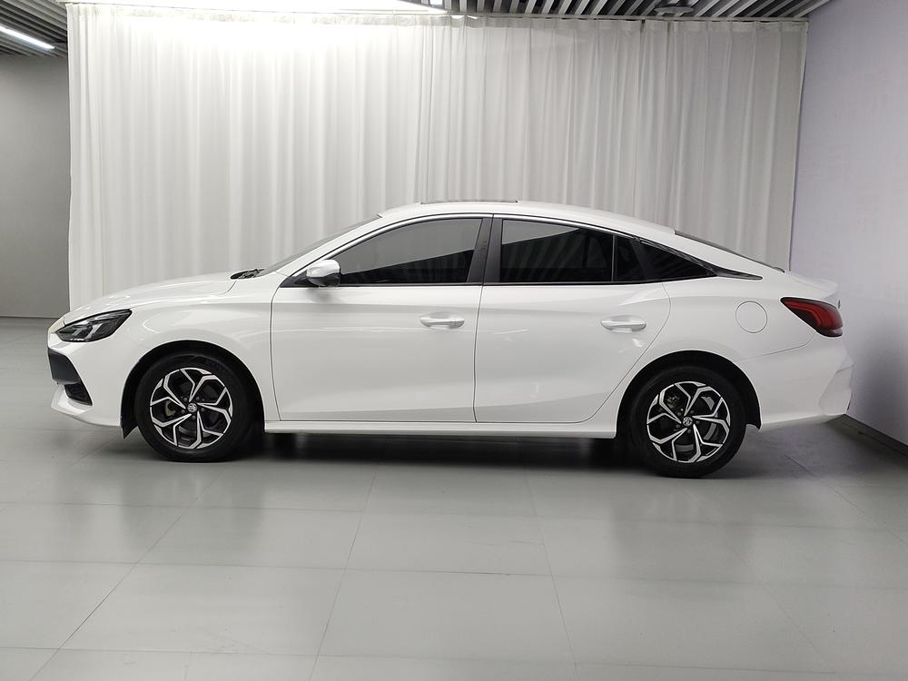MG5 2022 180DVVT CVT Youth Flagship Edition