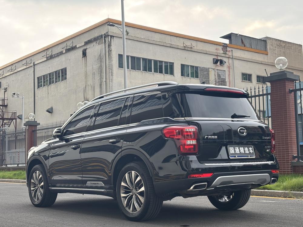 GAC GS8 2017 320T 2WD Luxury Connected 7-seater