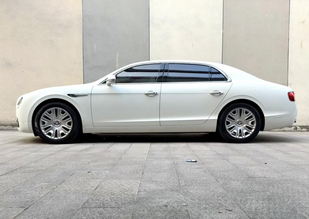Continental Flying Spur 2017 модификация 4.0T V8 Standard Edition