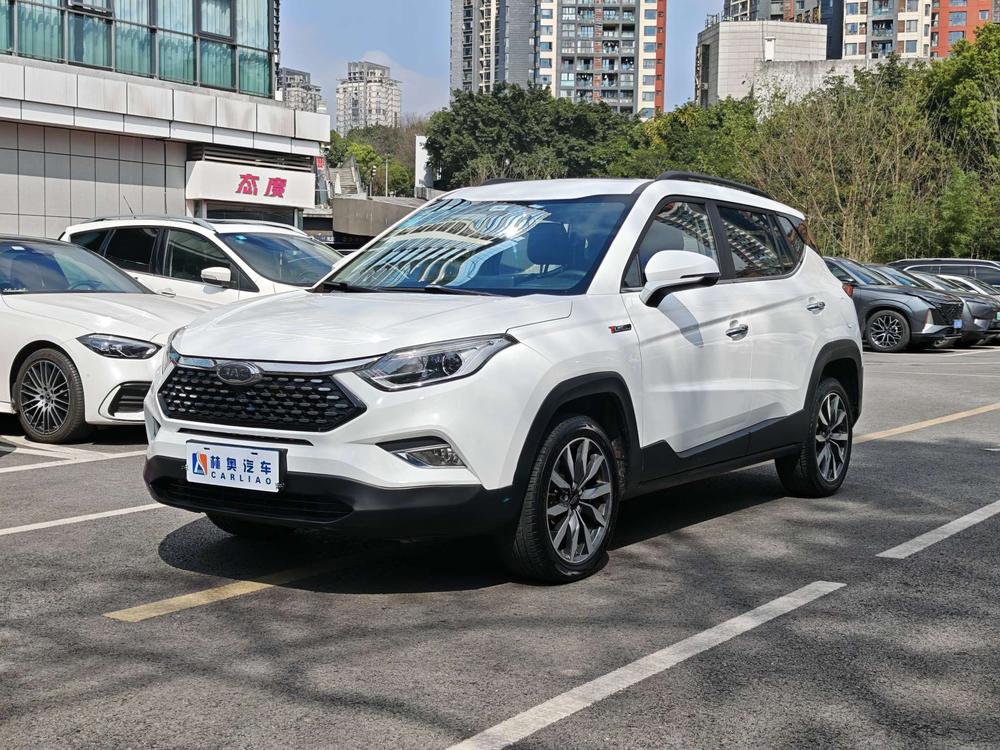 Ruifeng S4 Модель 2020 года 1.5T CVT Transcendent