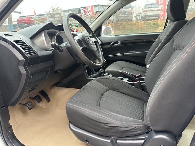 Landwind X8 2014 модификация Tiggo Edition 2.0T бензин 4x4 Luxury