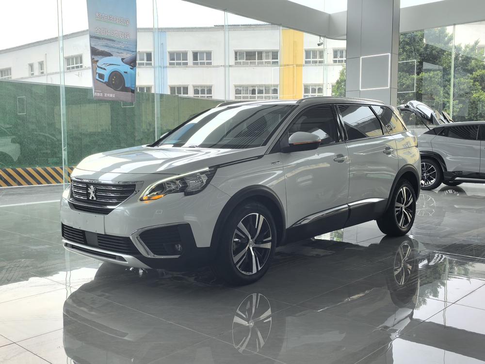 Peugeot 5008 2017 380THP 7-seater Elite
