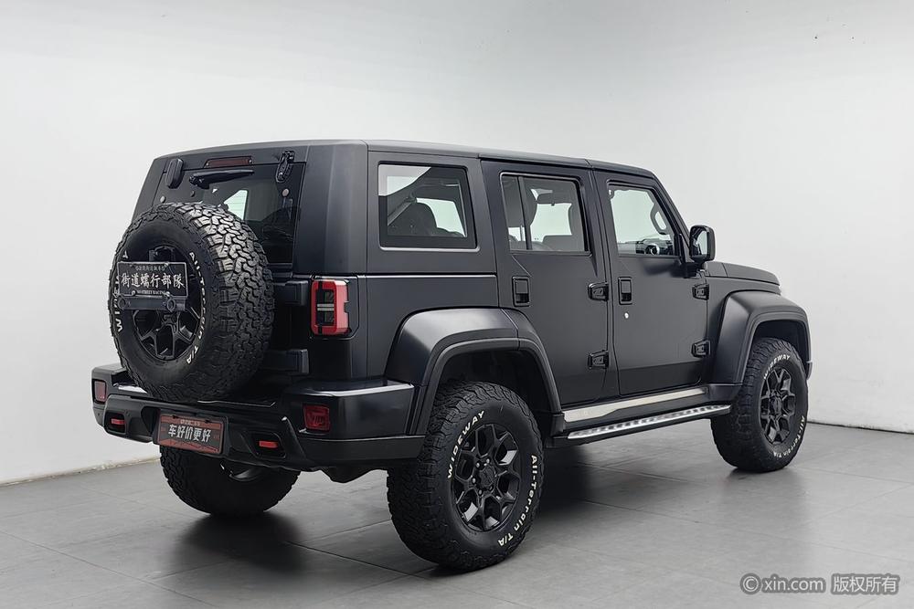 BAIC BJ40 2021 2.0D Automatic AWD Blade Hero Warrior