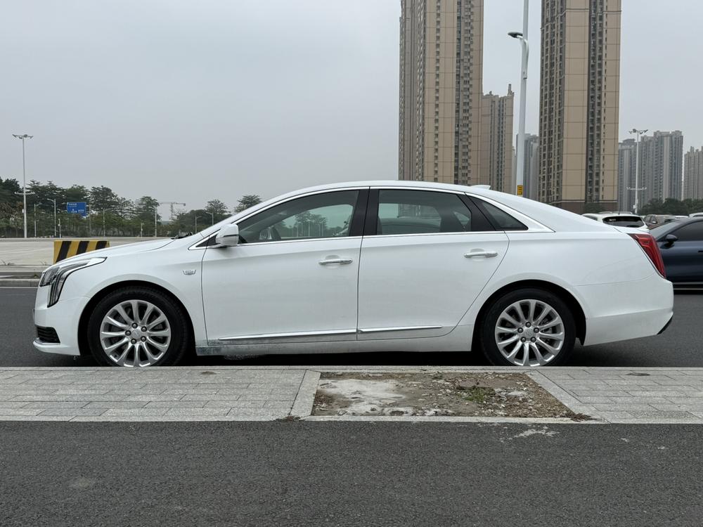Cadillac XTS 2018 28T Technology