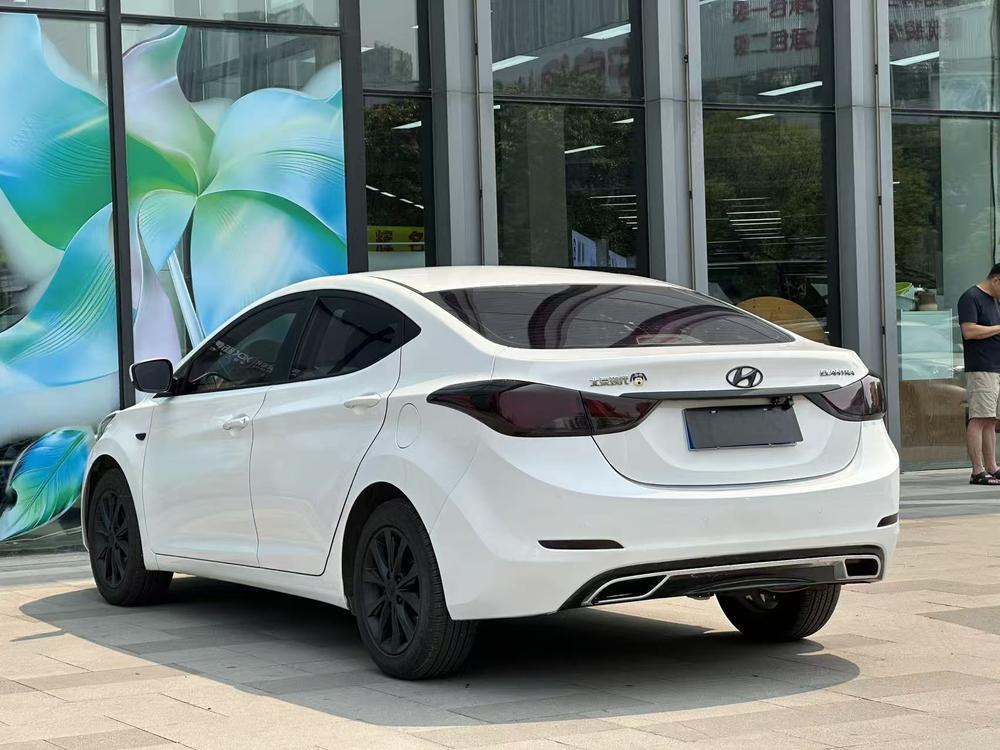 Hyundai Elantra 2016 1.6L Automatic Smart
