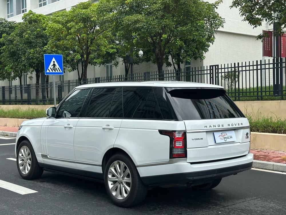 Range Rover 2014 модификация 3.0 V6 SC Vogue