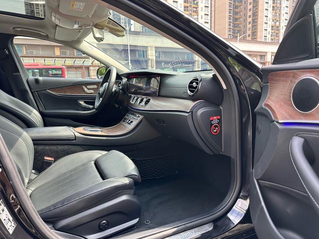 Mercedes-Benz E-Class Модель 2019 года E 200 L – фото 7