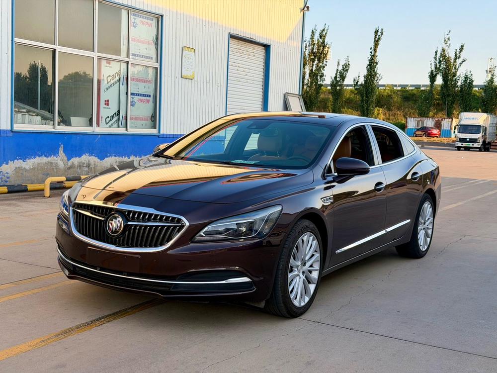 Buick LaCrosse Модель 2018 года 28T Luxury