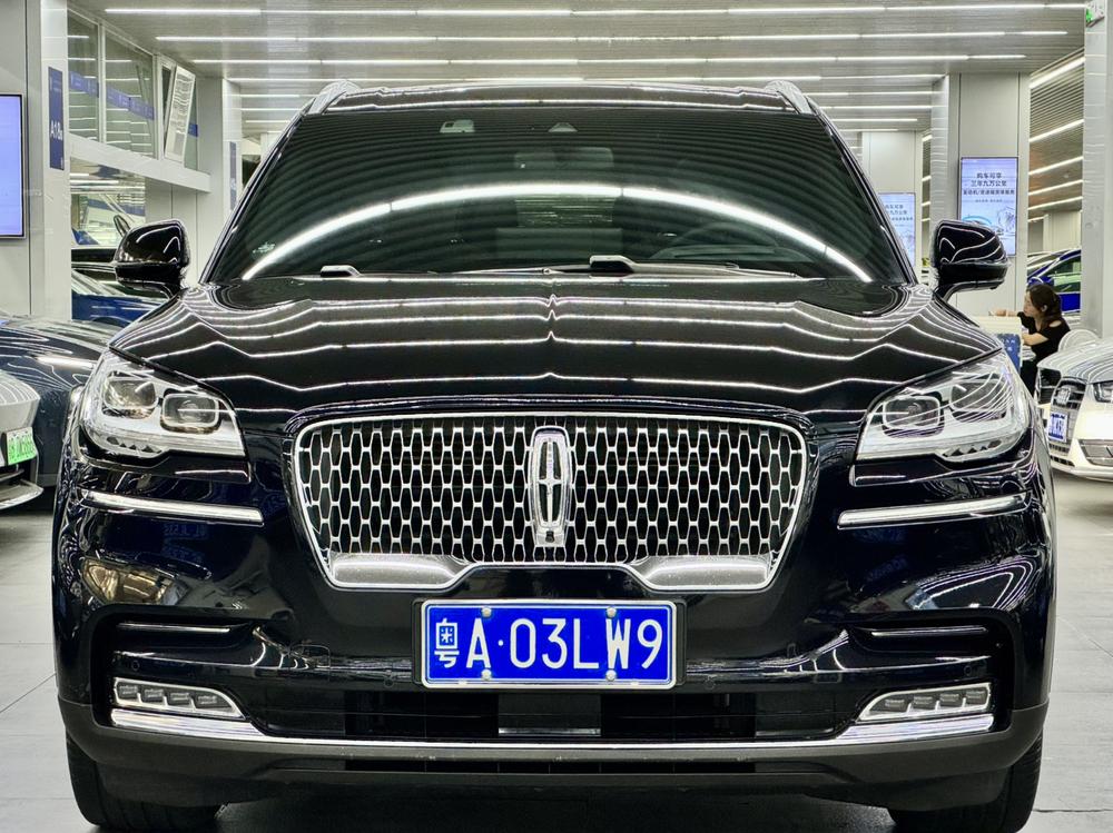 Aviator Модель 2020 года 3.0T V6 4WD Executive Edition