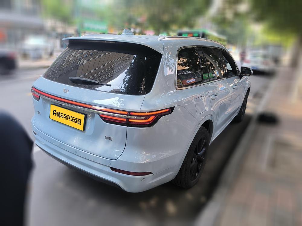 Li Auto ONE 2020 Extended-Range 6-seat