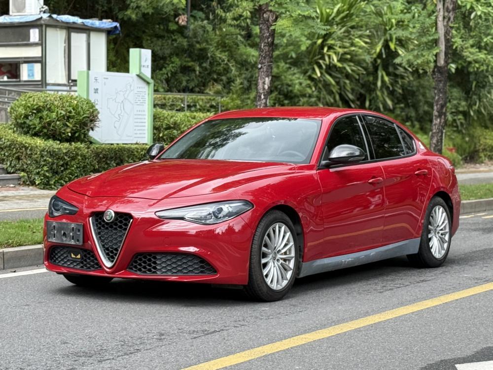 Alfa Romeo Giulia 2017 модификация 2.0T 200HP Elite Edition