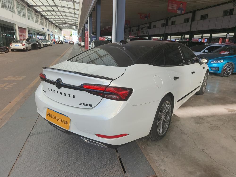 Buick LaCrosse 2021 652T Luxury