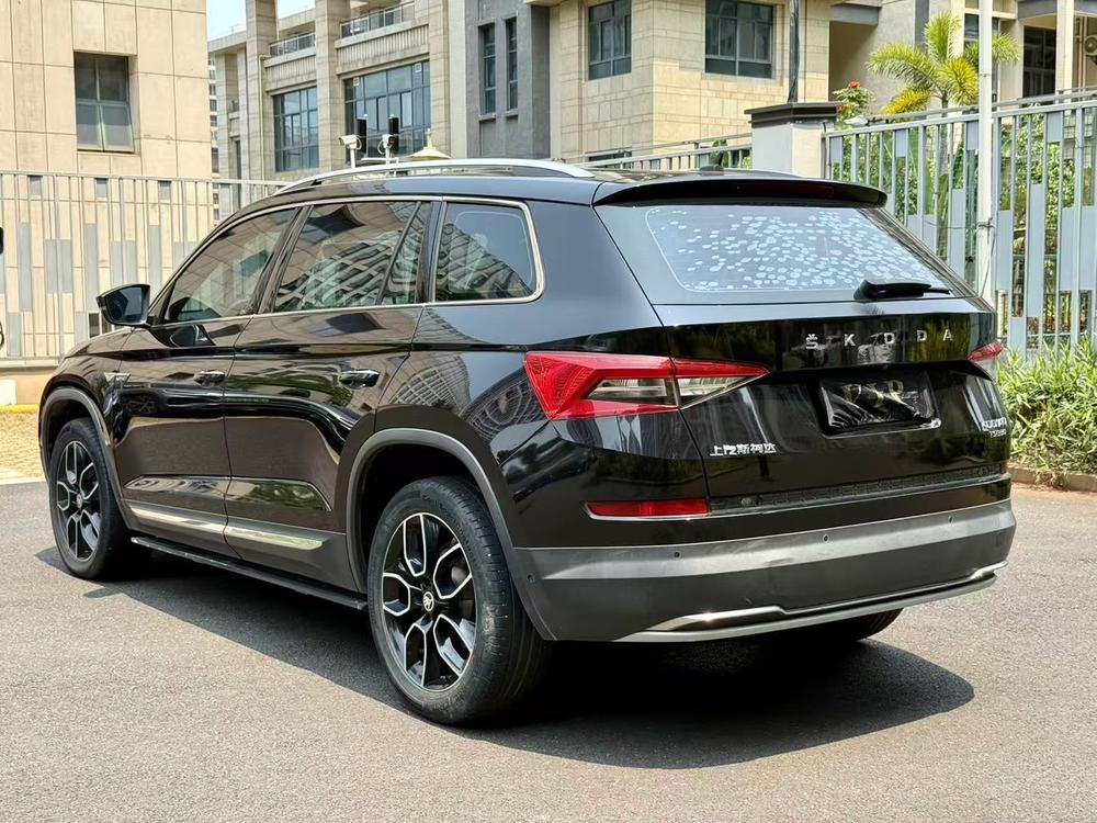 Skoda Kodiaq 2021 TSI330 5-Seater 2WD Luxury Premium